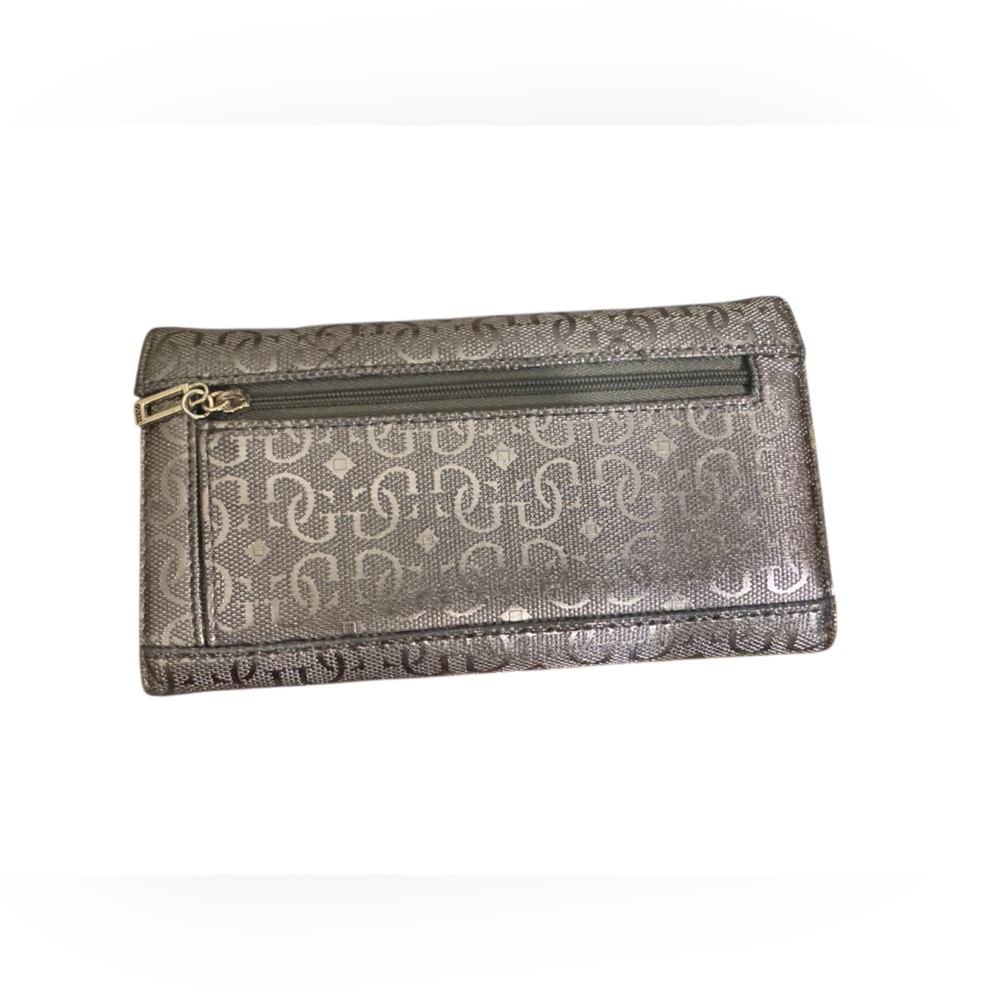 GUESS Metallic Silver Wallet - Picture 2 of 3